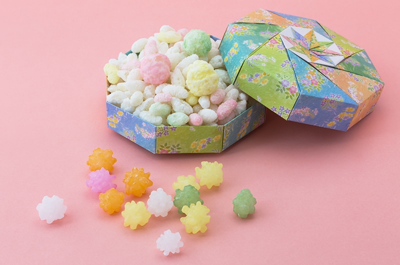 簡単に作れる！折り紙で作る箱の折り方
