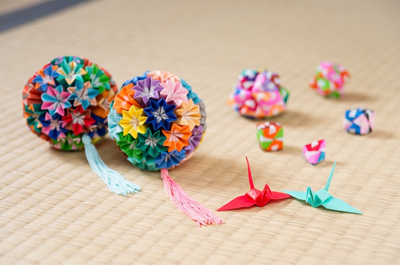 イベントで使える!折り紙で作るくす玉の作り方について