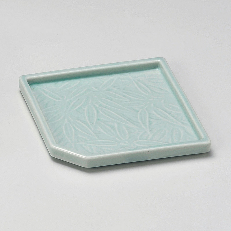 山万 14826-100 青磁笹角皿 1個(ご注文単位1個)【直送品】