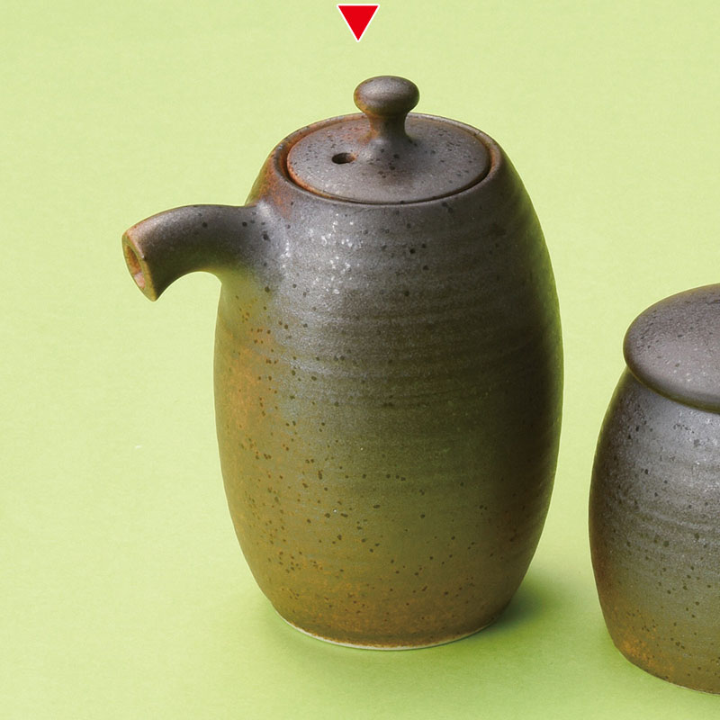 山万 34731-440 黒備前吹きしょう油差し 1個（ご注文単位1個）【直送品】