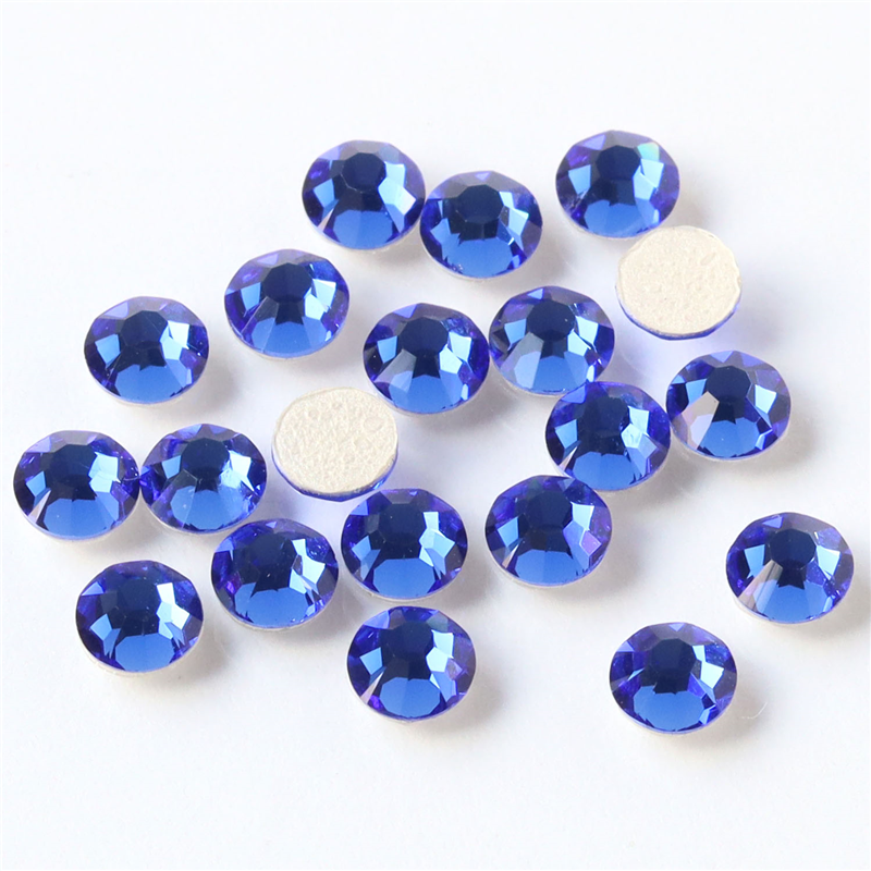 日本紐釦貿易 プレシオサ ラインストーン ホットフィックス 熱接着 SS20 144個入 サファイア M2038SS20-30050L （ご注文単位1束）【直送品】